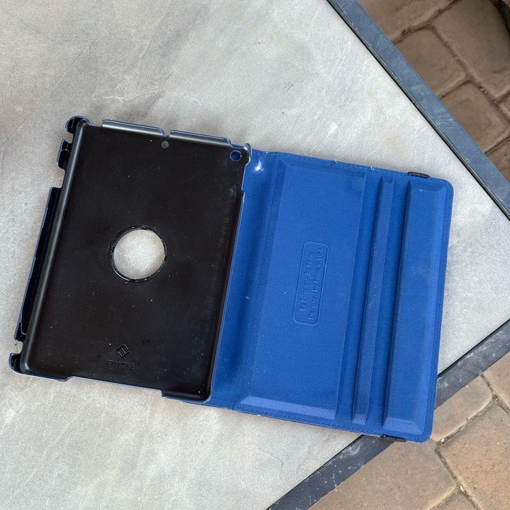 Rotating Case for iPad 9th, 8th, 7th Generation 10.2 Inch - Picture 12 of 12